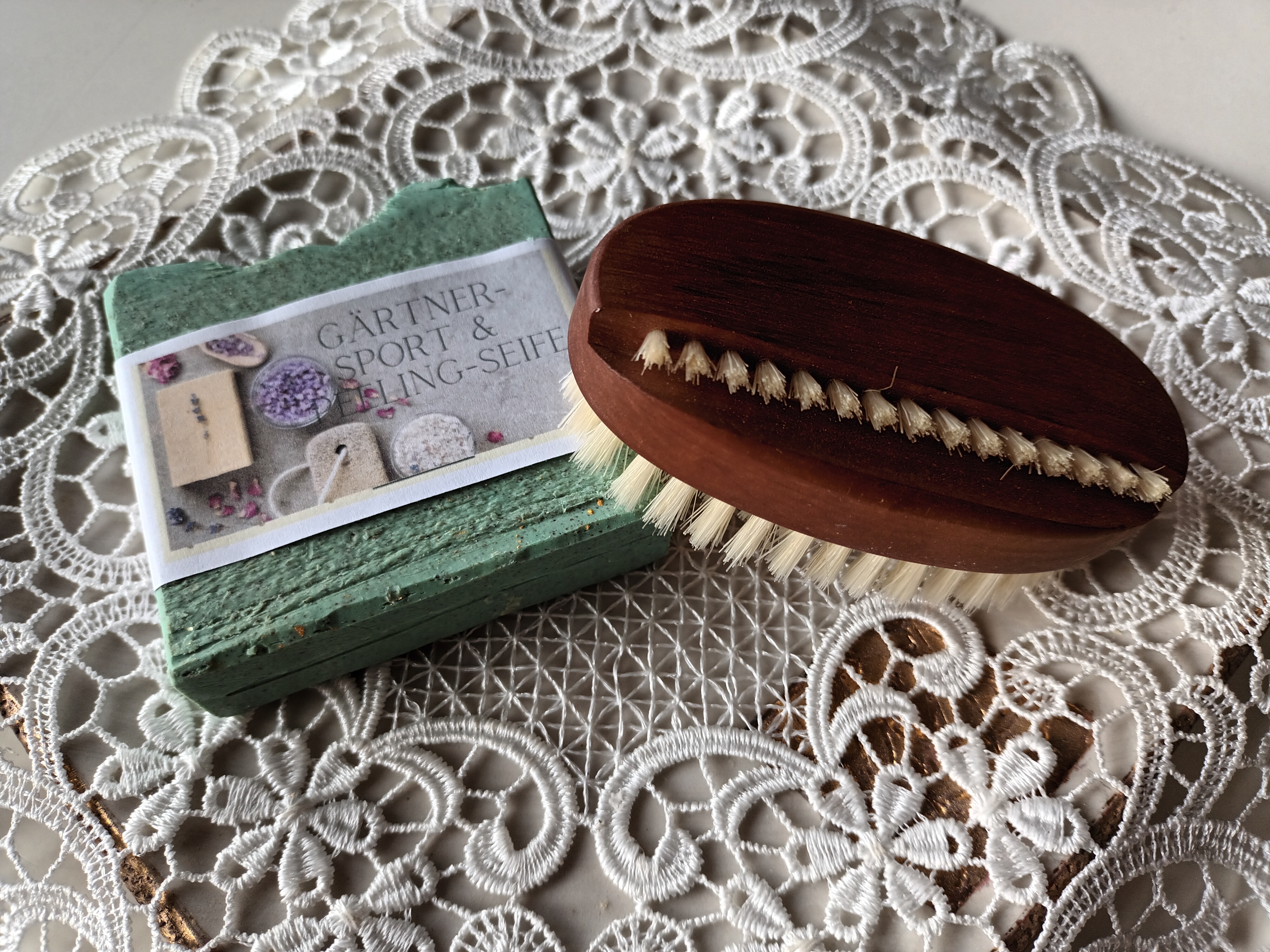 Gärtner Set - 1xGärtner Sport & Peelingseife und 1x Handbürste